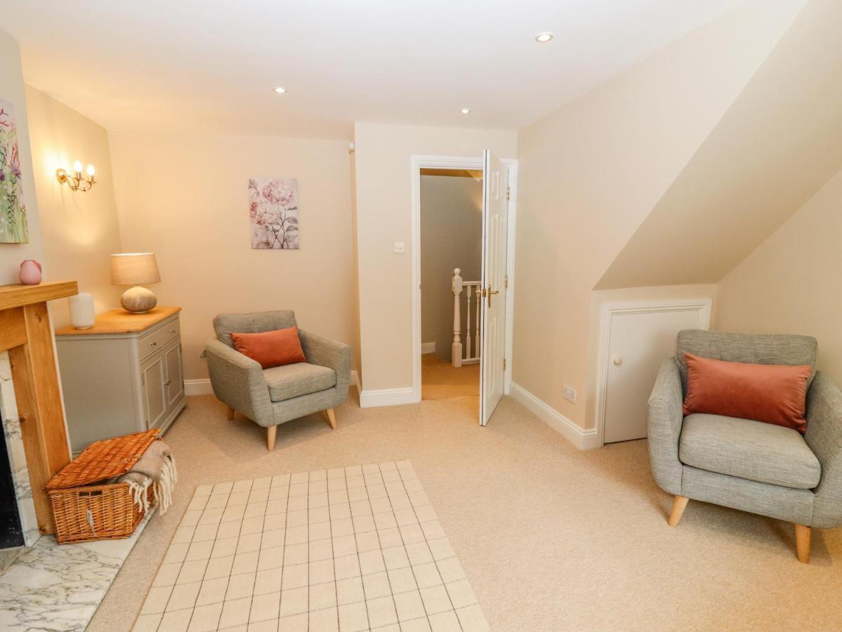 The Loft Apartment Stow-on-the-Wold Exterior photo